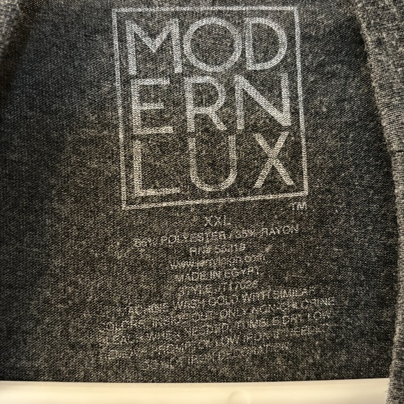 Modern Lux Dog Mom graphic tee size XXL - Picture 3 of 4